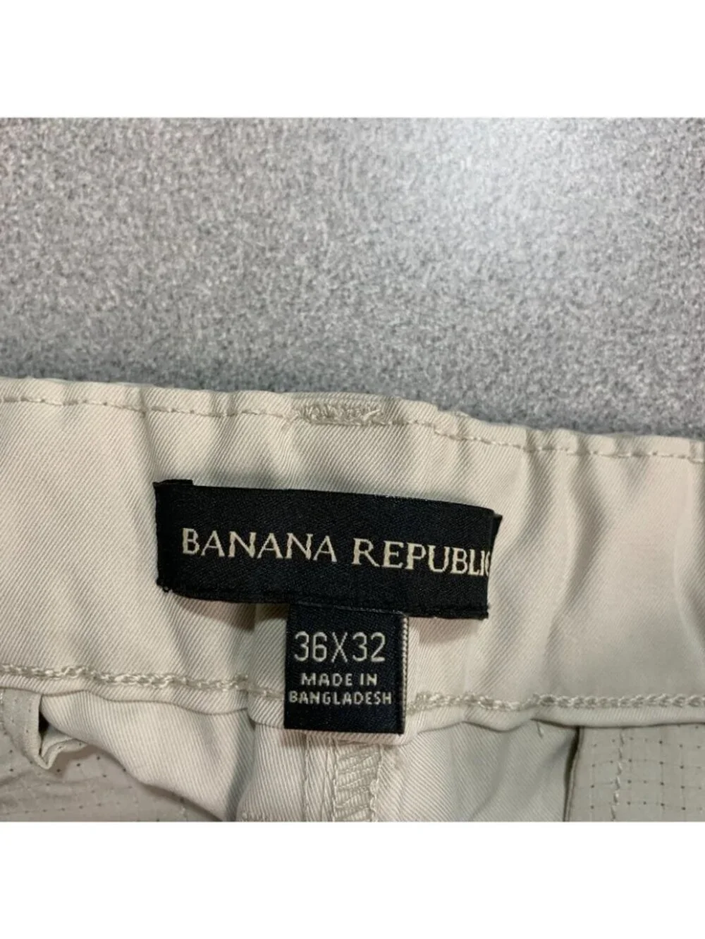 NWT Banana Republic Men’s 36X32 Beige Commuter Flex Tech Pants Polyester